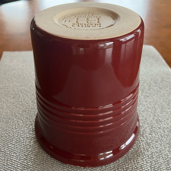Pampered Chef Family Heritage 1331-02 Cranberry Stoneware Crock Made in the USA - Picture 5 of 9